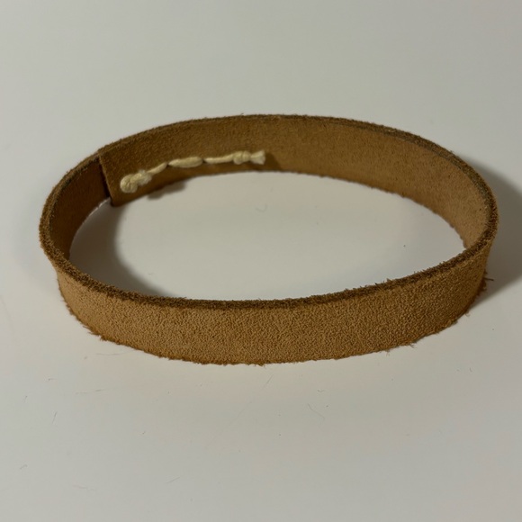 Bracelets - Picture 5 of 6